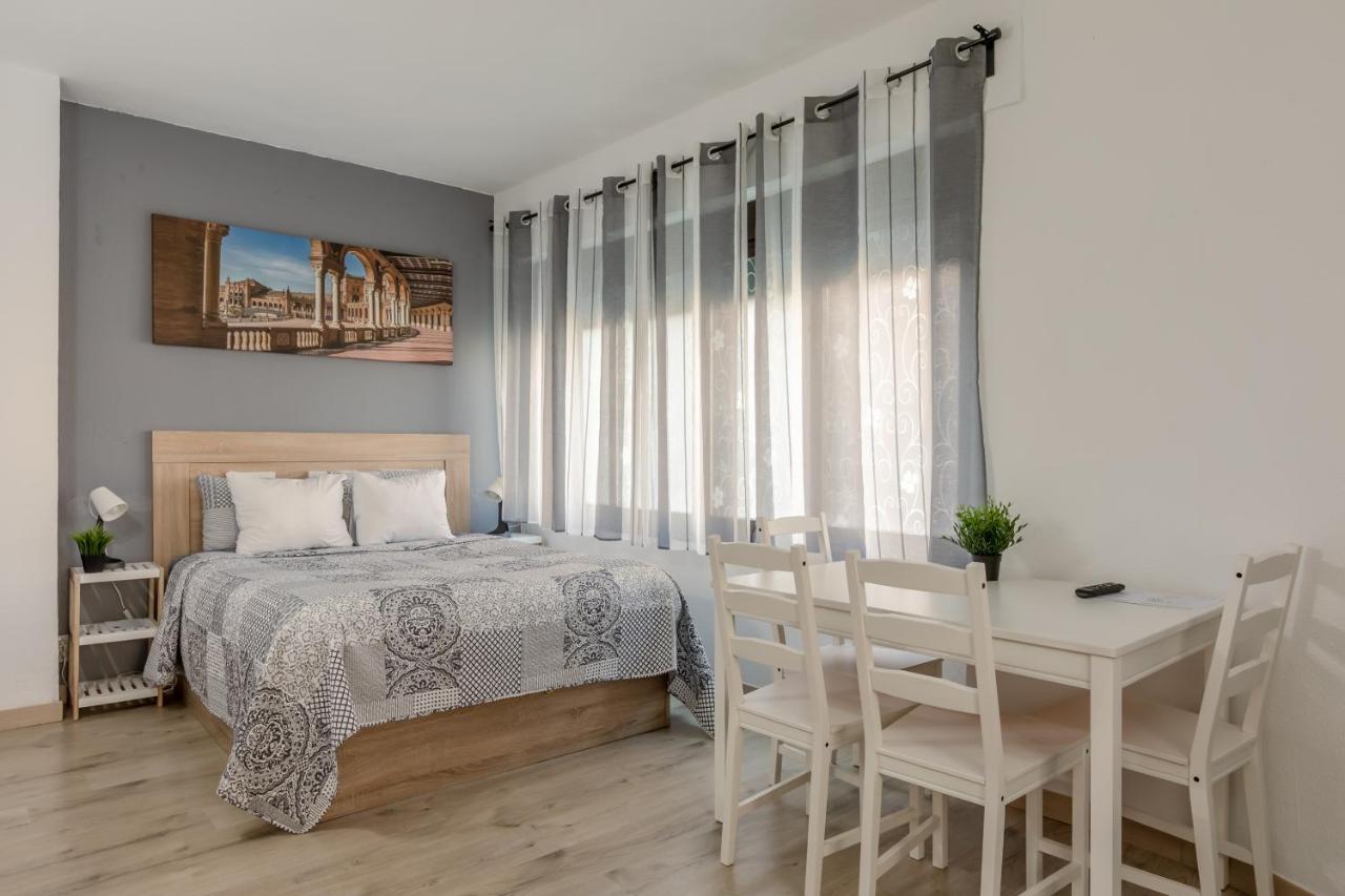 Apartment 213 Hispalis Triana Sevilla Buitenkant foto